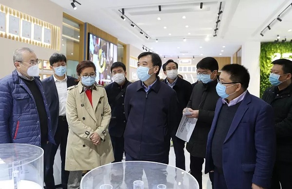 高鷹忠、張波一行赴物產(chǎn)中大特種電纜研究院開(kāi)展“三服務(wù)”活動(dòng)